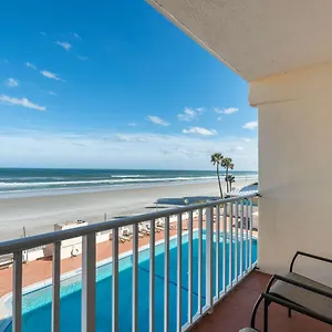 Inn Quality Daytona Oceanfront