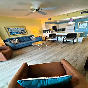 Apartment 1 Bedroom Direct Oceanfront Wyndham Ocean Walk - Daytona Funland 703