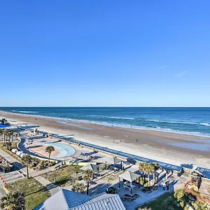 Apartment Oceanfront Resort-style Getaway - Walk To Beach!